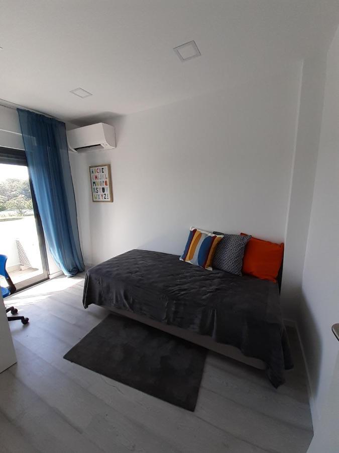Lisbon Tagus River 2 Suites Private Pool D 알마다 외부 사진