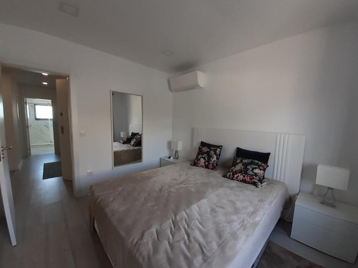 Lisbon Tagus River 2 Suites Private Pool D 알마다 외부 사진