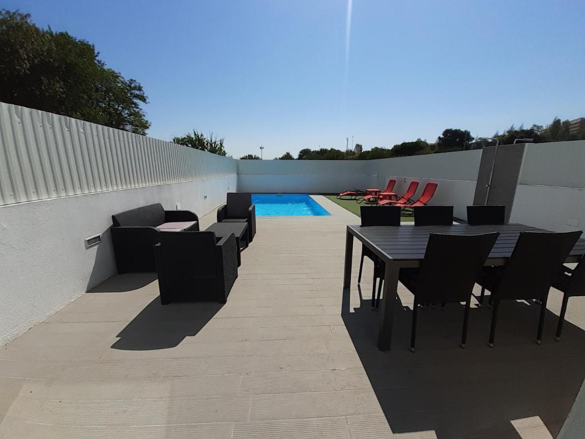 Lisbon Tagus River 2 Suites Private Pool D 알마다 외부 사진
