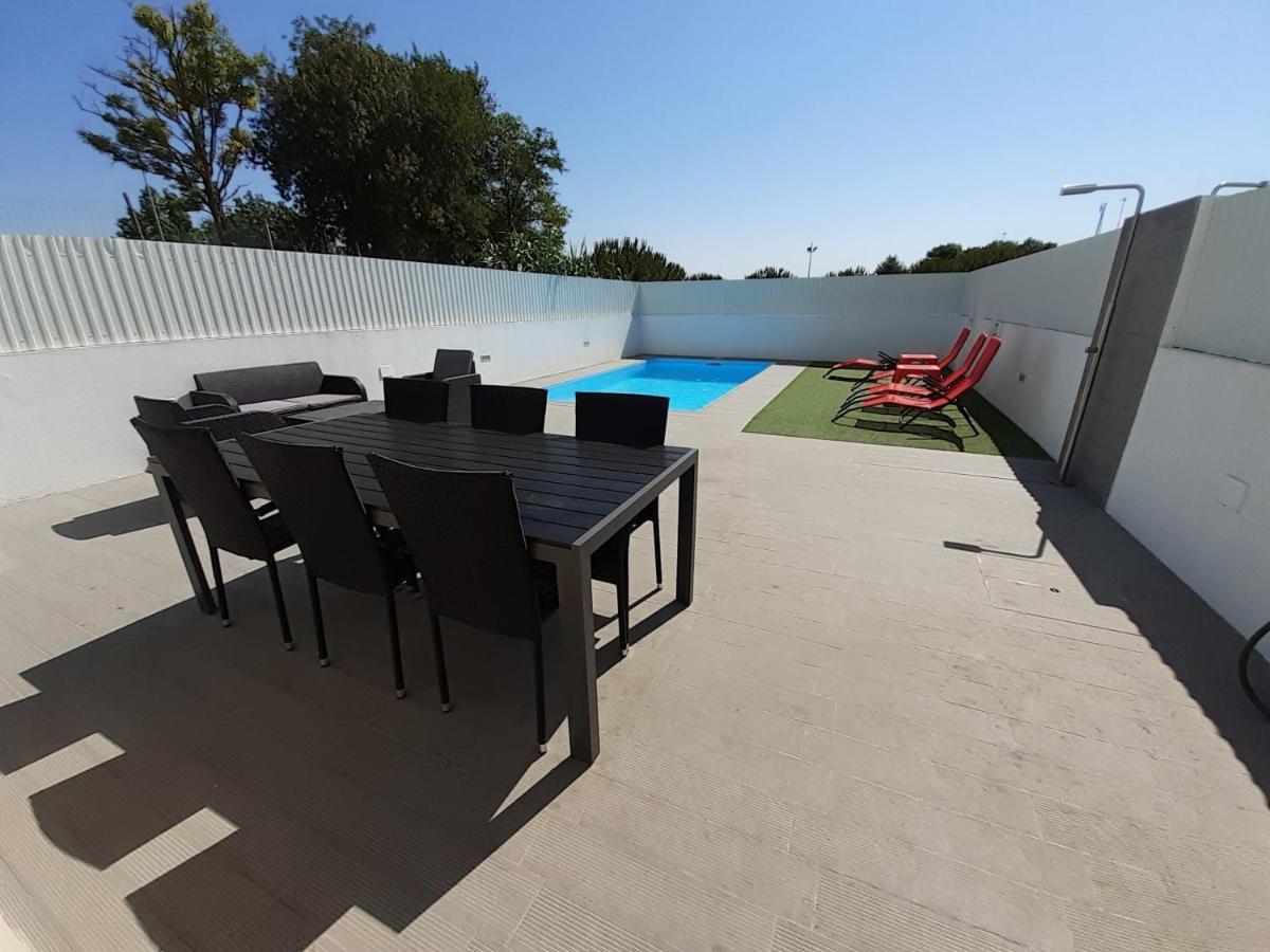 Lisbon Tagus River 2 Suites Private Pool D 알마다 외부 사진
