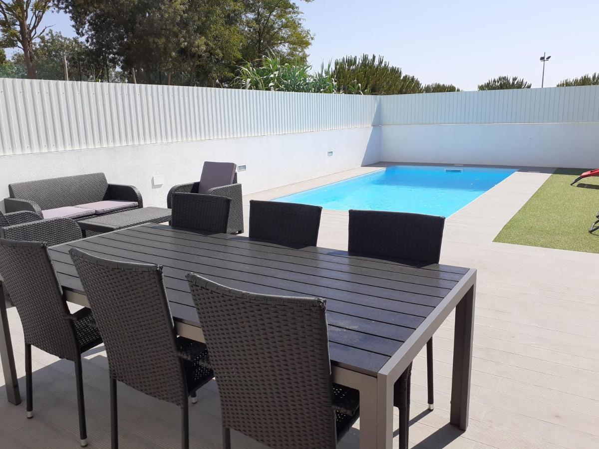 Lisbon Tagus River 2 Suites Private Pool D 알마다 외부 사진