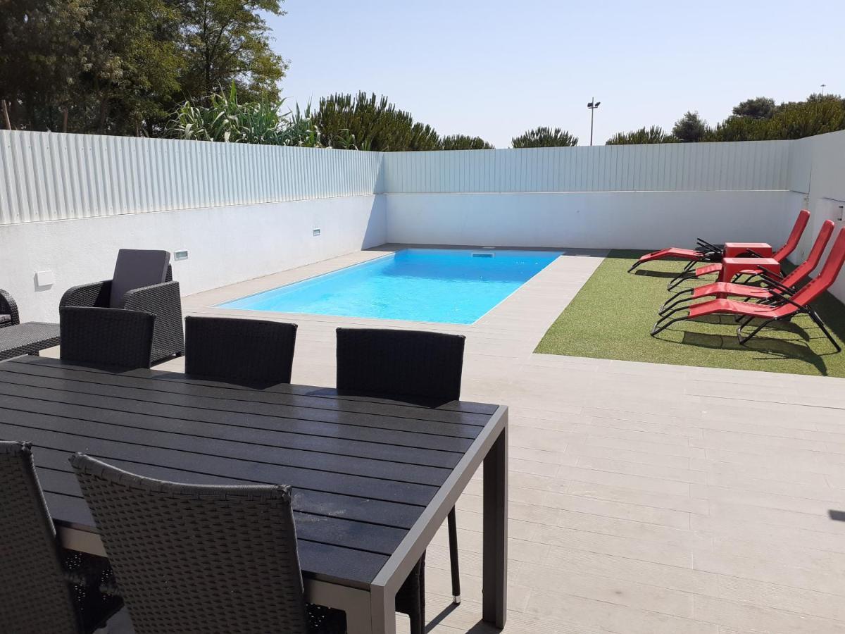Lisbon Tagus River 2 Suites Private Pool D 알마다 외부 사진