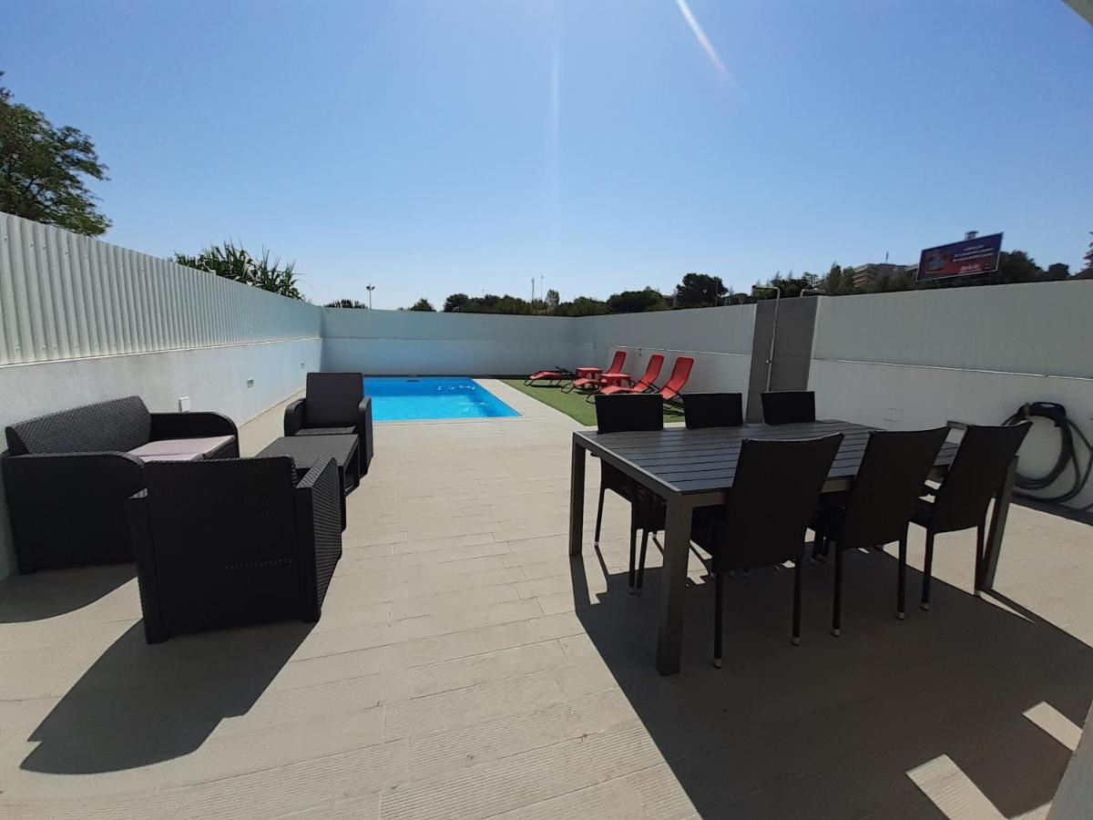 Lisbon Tagus River 2 Suites Private Pool D 알마다 외부 사진