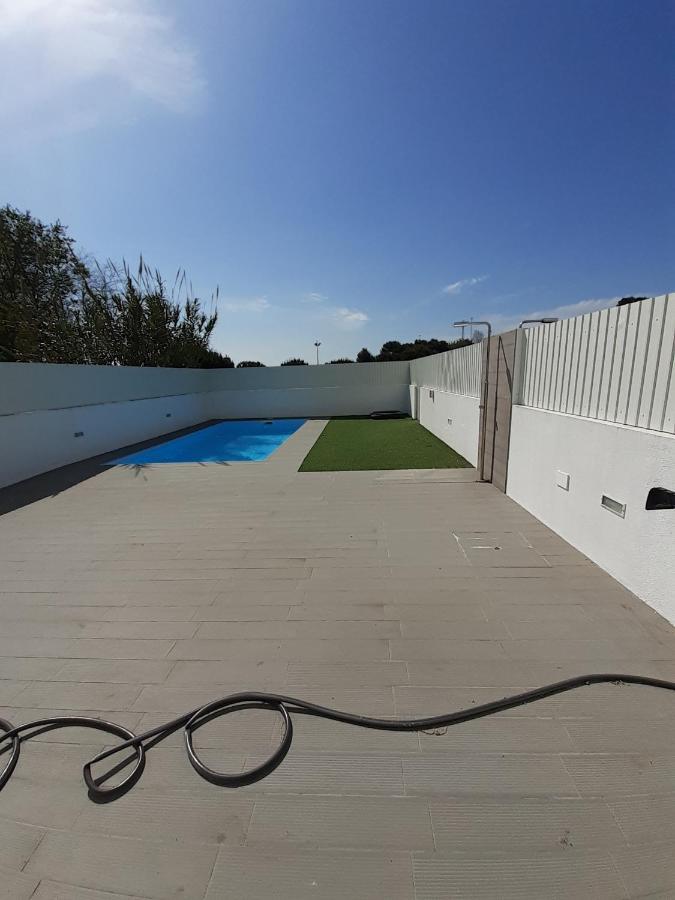 Lisbon Tagus River 2 Suites Private Pool D 알마다 외부 사진